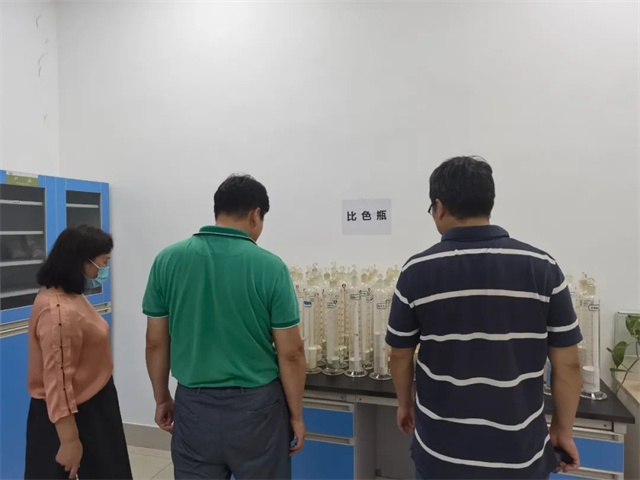 ��ũ����ר�ҶԲ�Ʒ�����ҵ��ֳ�����